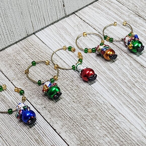 Vtg Holiday Christmas Multi Color Snowmen Wine Glass or Beer Bottle Charms Set 5 - Picture 3 of 5